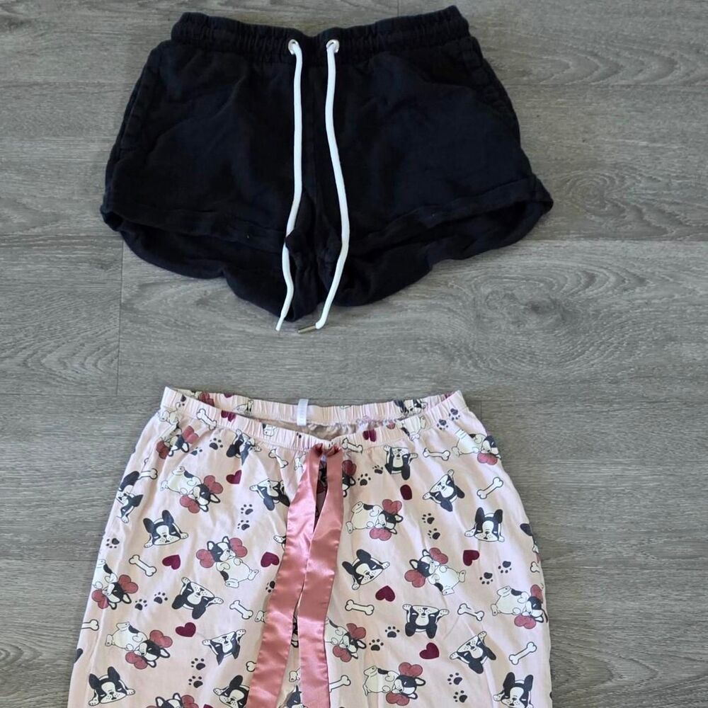 Terranova Women's Black and Pink Pajamas